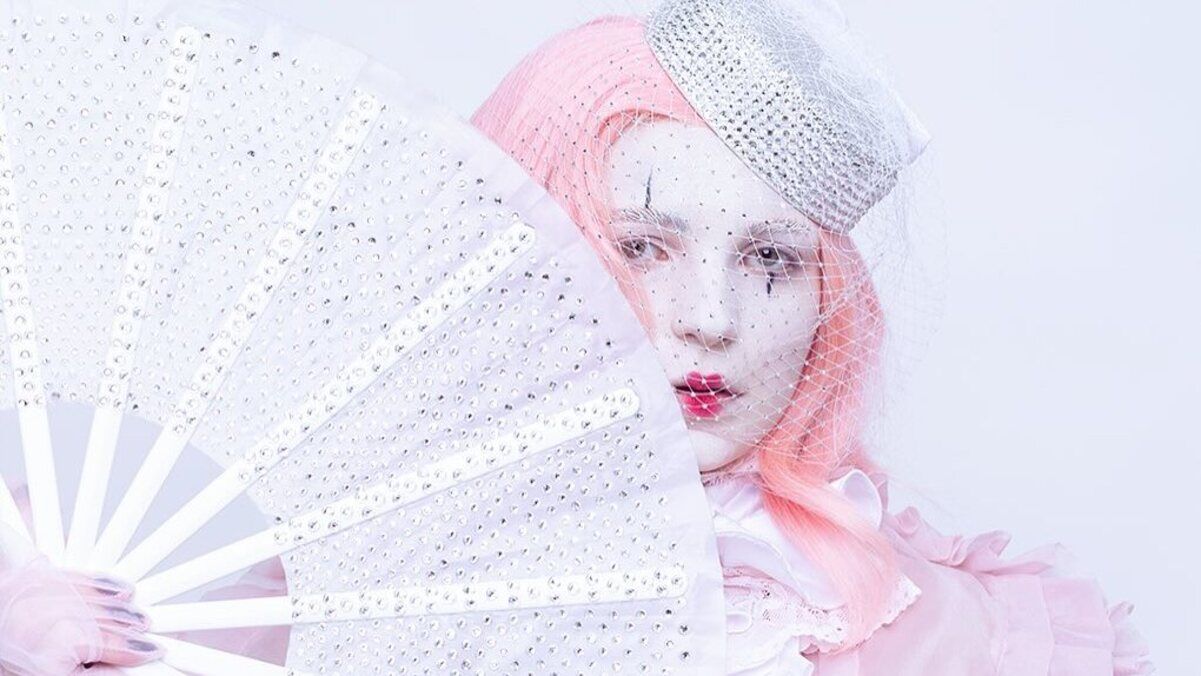 Klavdia Petrivna выступила с концертом во Львове - новые образы и песни в видео - Show24 Klavdia Petrivna выступила с концертом во Львове - новые образы и песни в видео - Show24