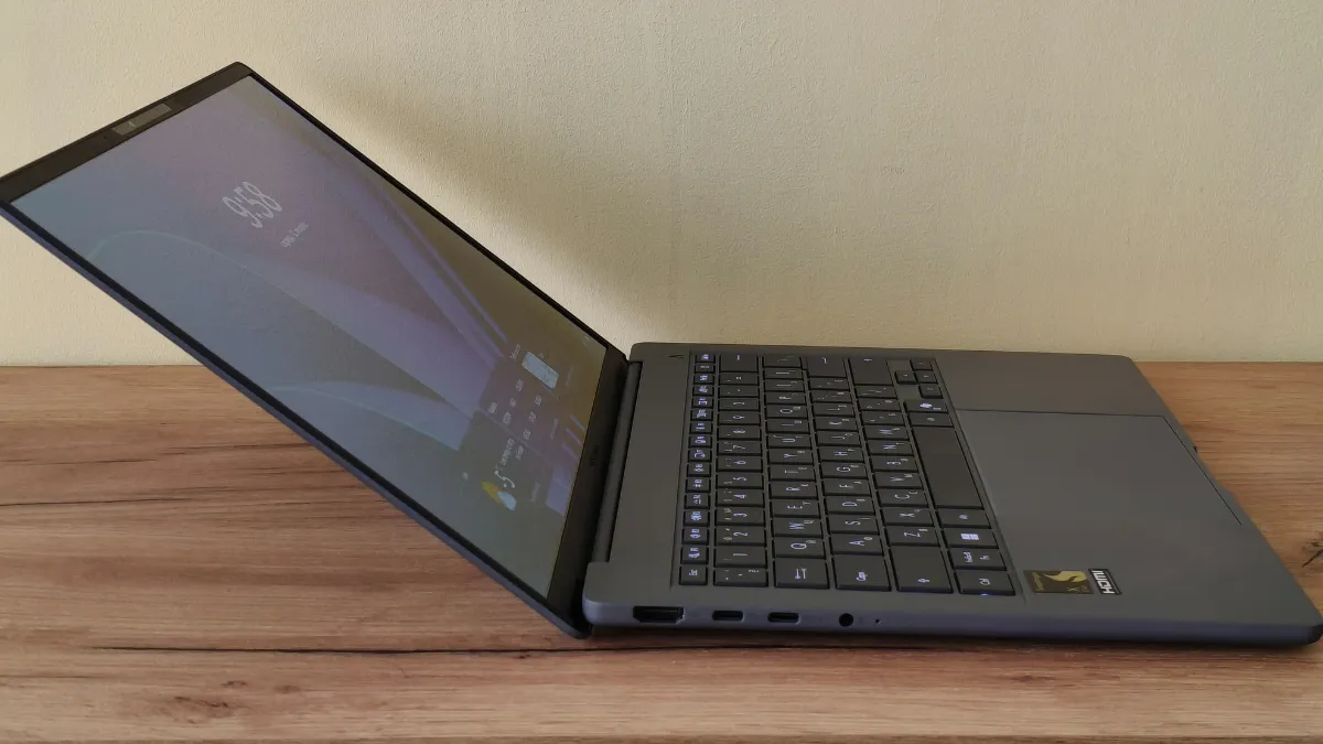 ASUS Zenbook A14 ASUS Zenbook A14