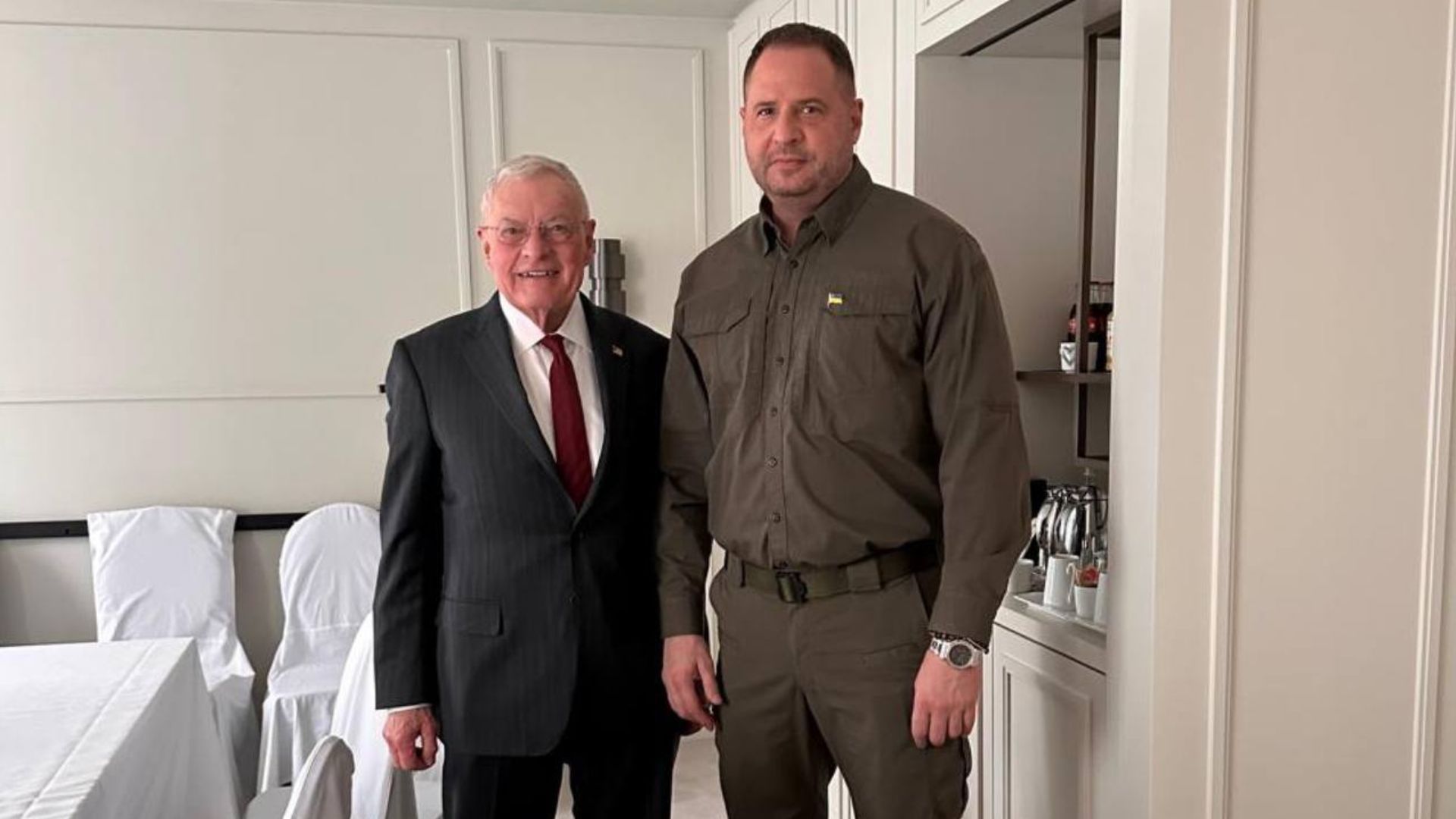 "Путин никогда не играет по правилам": Ермак сообщил детали встречи с Келлогом - 24 Канал "Путин никогда не играет по правилам": Ермак сообщил детали встречи с Келлогом - 24 Канал