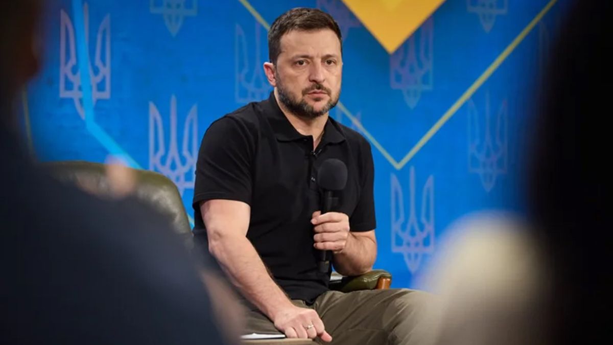 Зеленский сказал, какие государства будут за столом переговоров Зеленский сказал, какие государства будут за столом переговоров