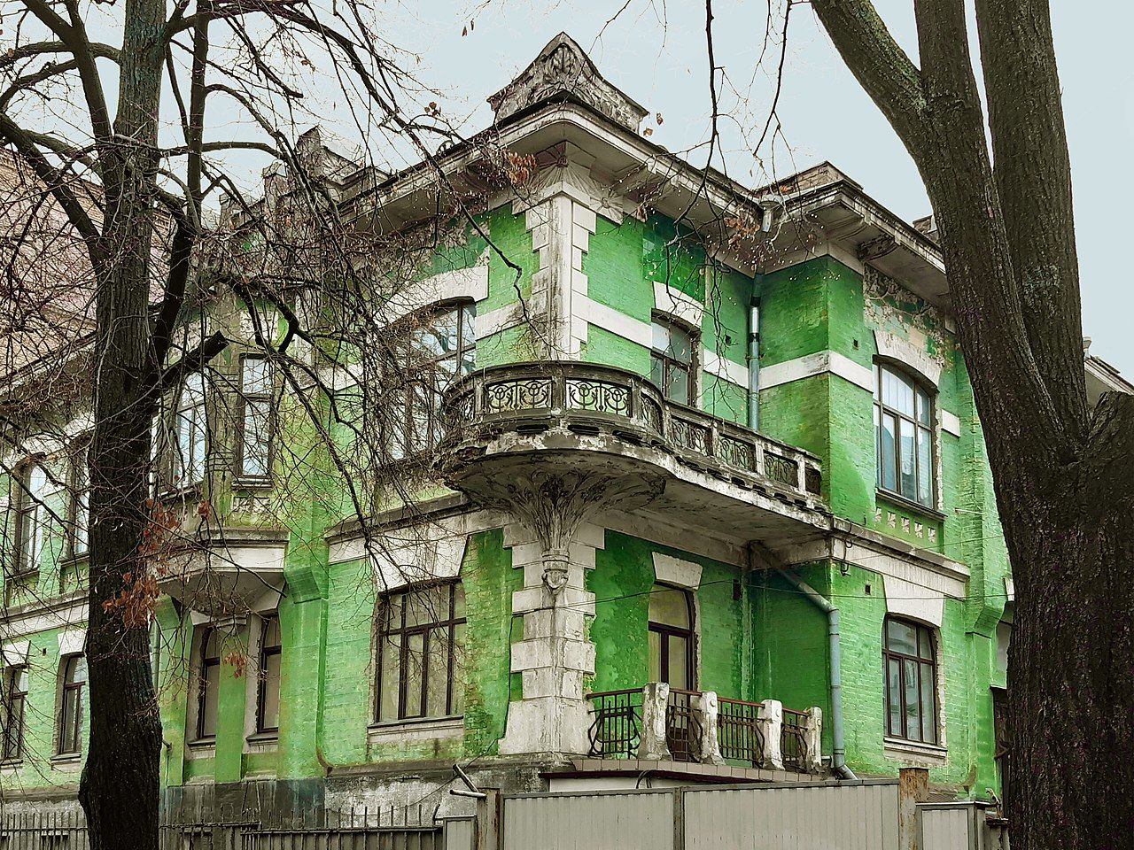 Киевский Дом с ирисами - что о нем известно, почему такое название - Недвижимость