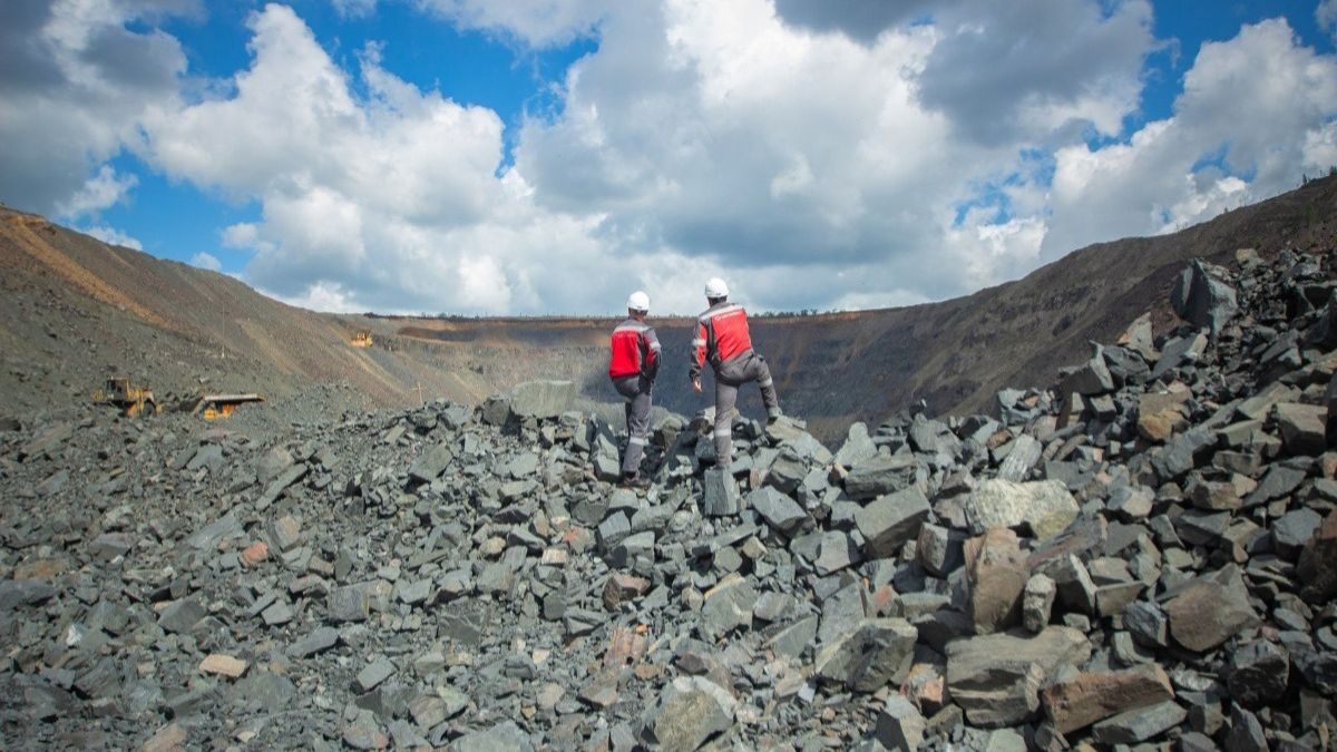 Метинвест Ахметова вложит почти 6 миллиардов гривен в свои комбинаты в Кривом Роге - 24 Канал Метинвест Ахметова вложит почти 6 миллиардов гривен в свои комбинаты в Кривом Роге - 24 Канал