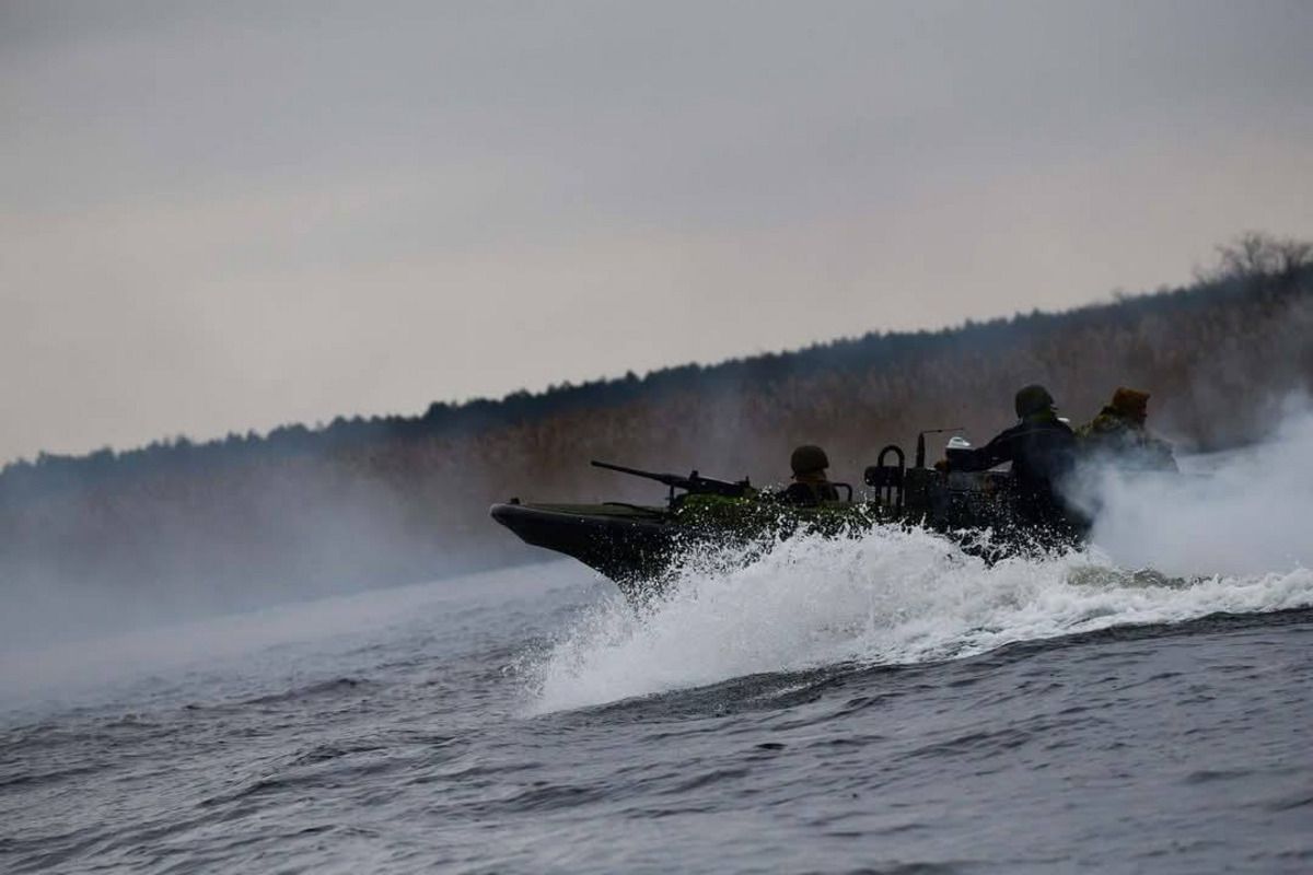 Морпехи рассказали, как выживали в Крынках