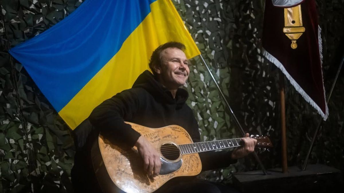 Святослав Вакарчук Святослав Вакарчук