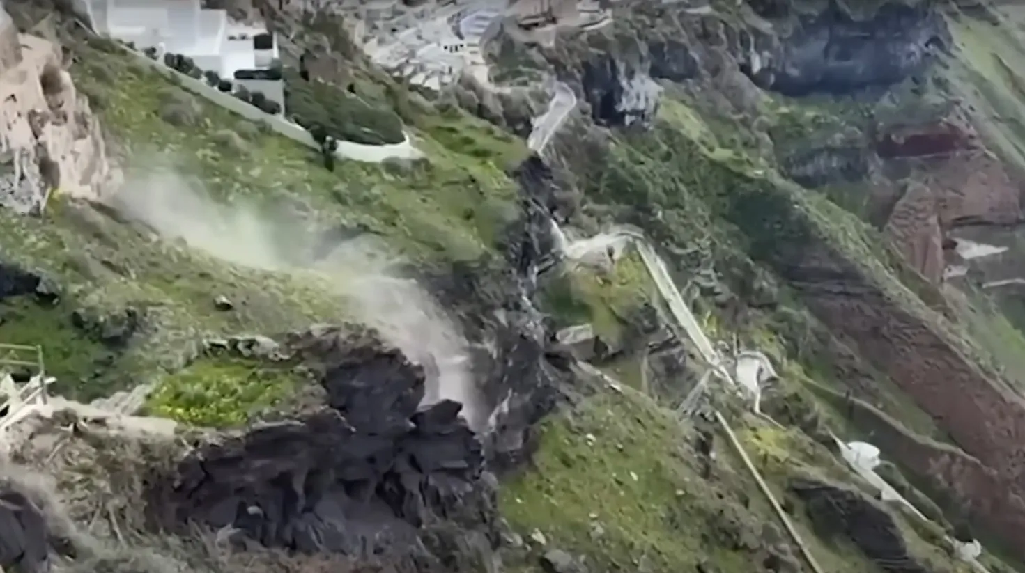 Оползни на Санторини Оползни на Санторини