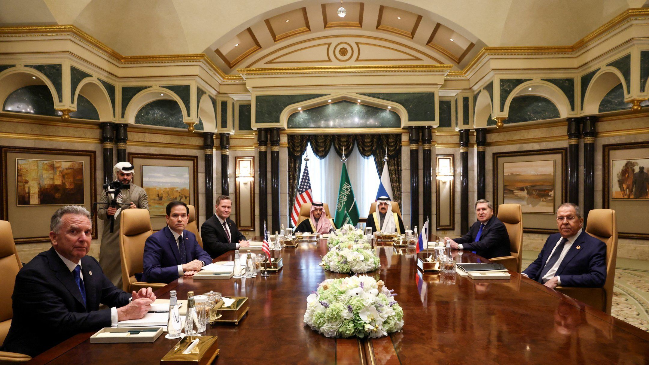 Переговори у Саудівській Аравії Переговори у Саудівській Аравії