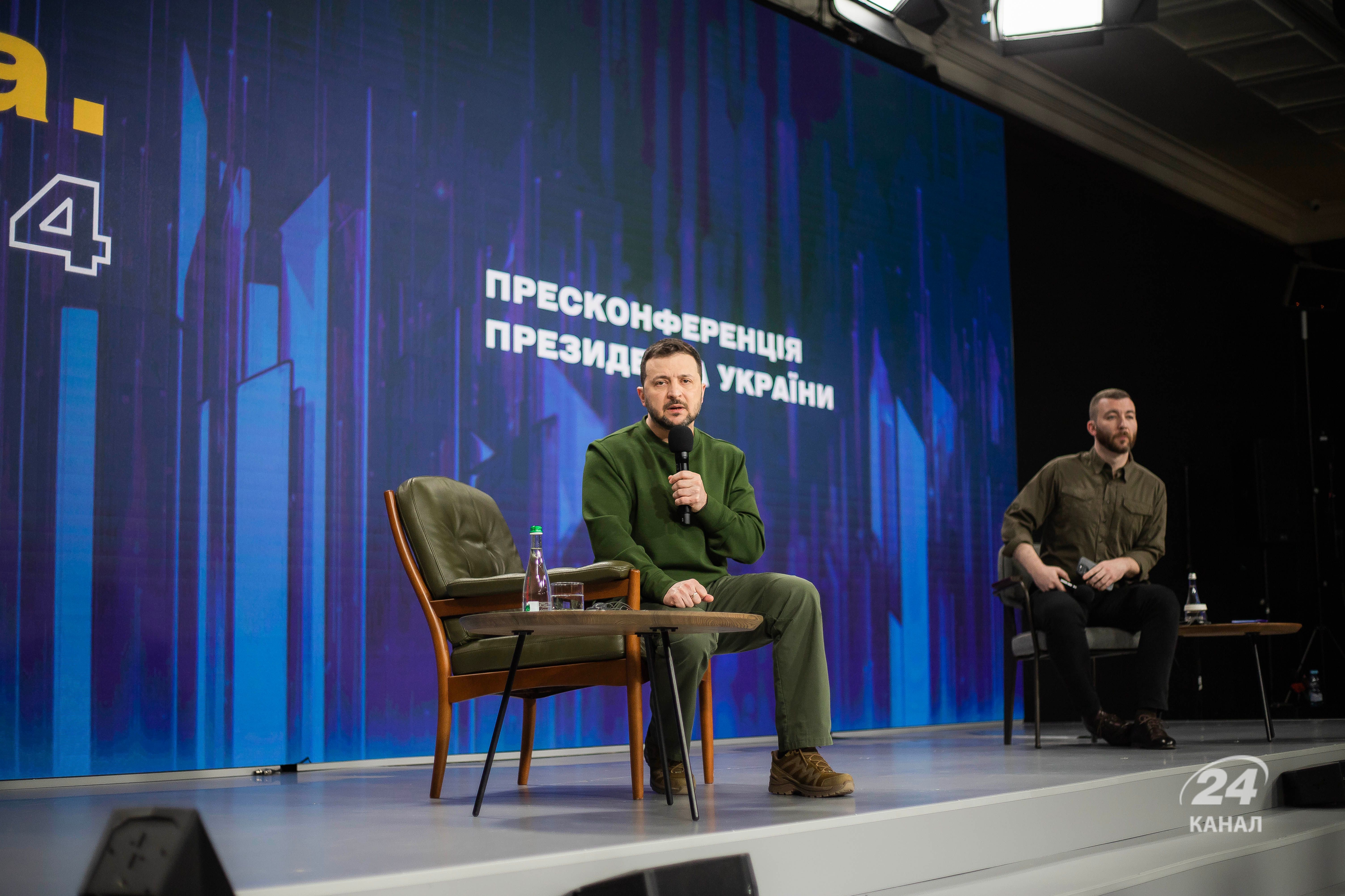 Зеленський запропонував свою посаду в обмін на вступ до НАТО Зеленський запропонував свою посаду в обмін на вступ до НАТО