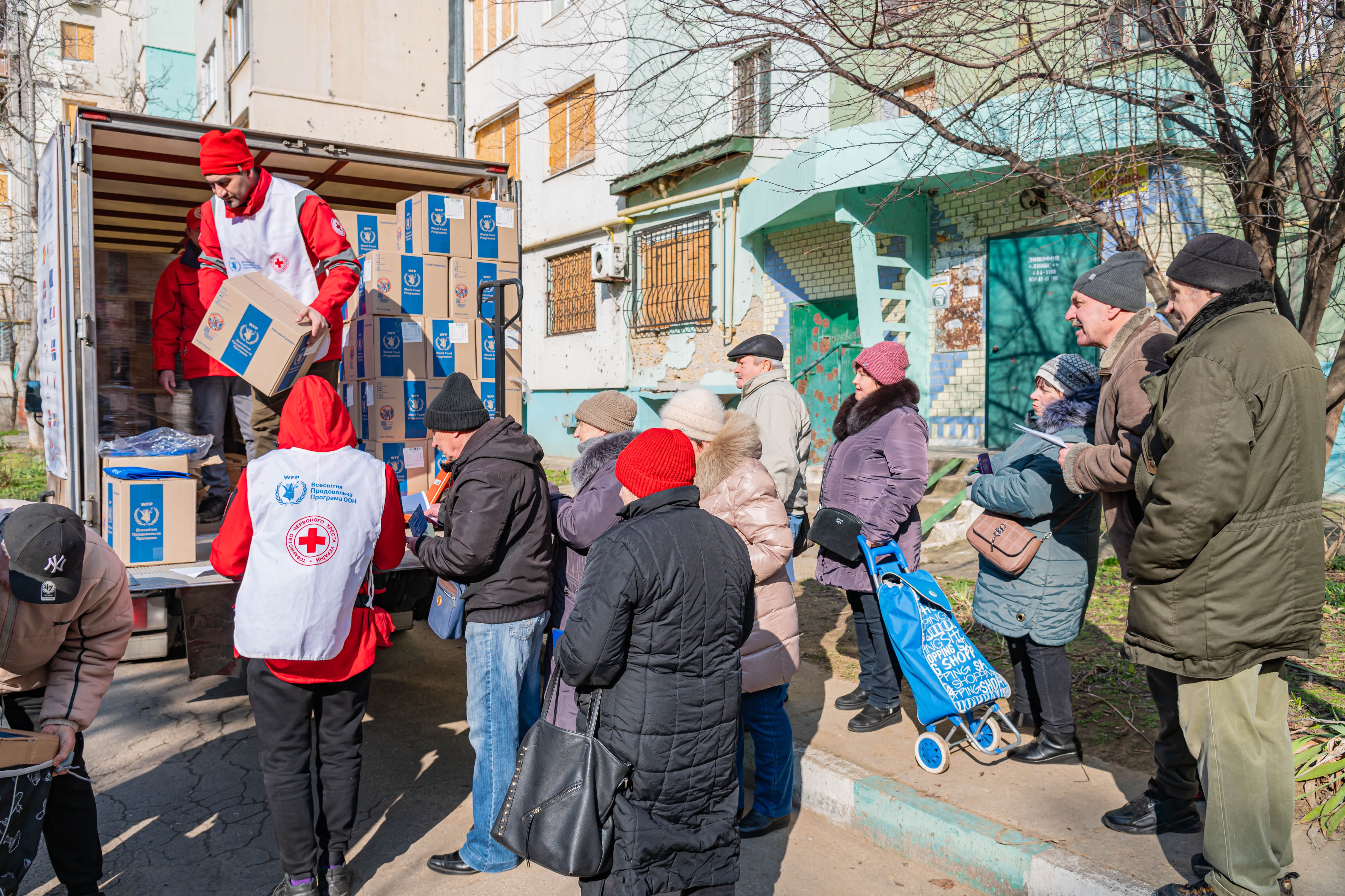 Прифронтовим регіонам не вистачає їжі Прифронтовим регіонам не вистачає їжі