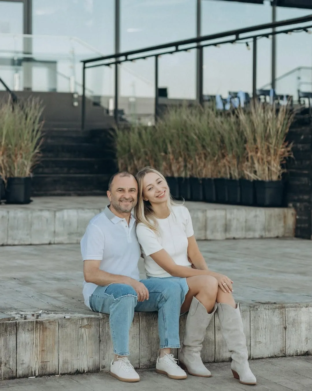 Виктор Павлик с четвертой женой Виктор Павлик с четвертой женой