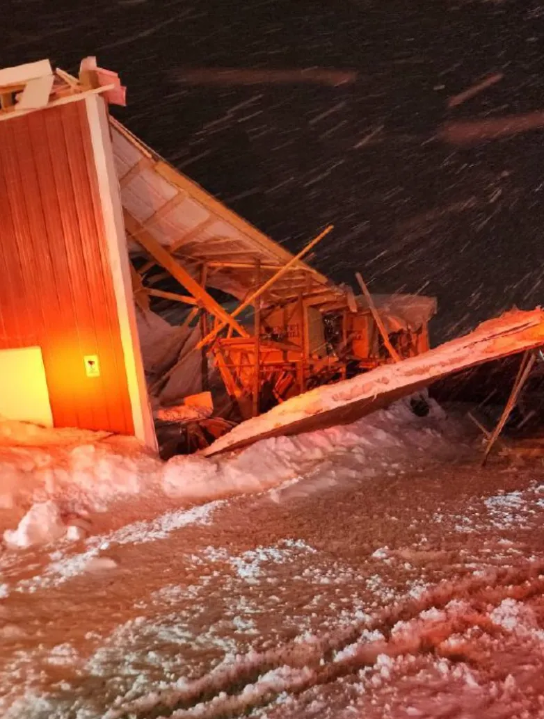 Коммерческое здание в деловом районе Мейплдейл в Барневелде подверглось обвалу Коммерческое здание в деловом районе Мейплдейл в Барневелде подверглось обвалу