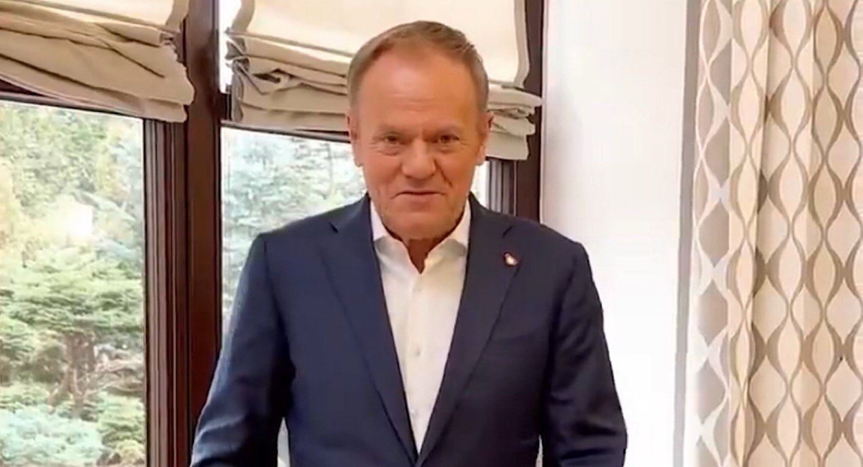 Туск розповів про травму на лижах Туск розповів про травму на лижах