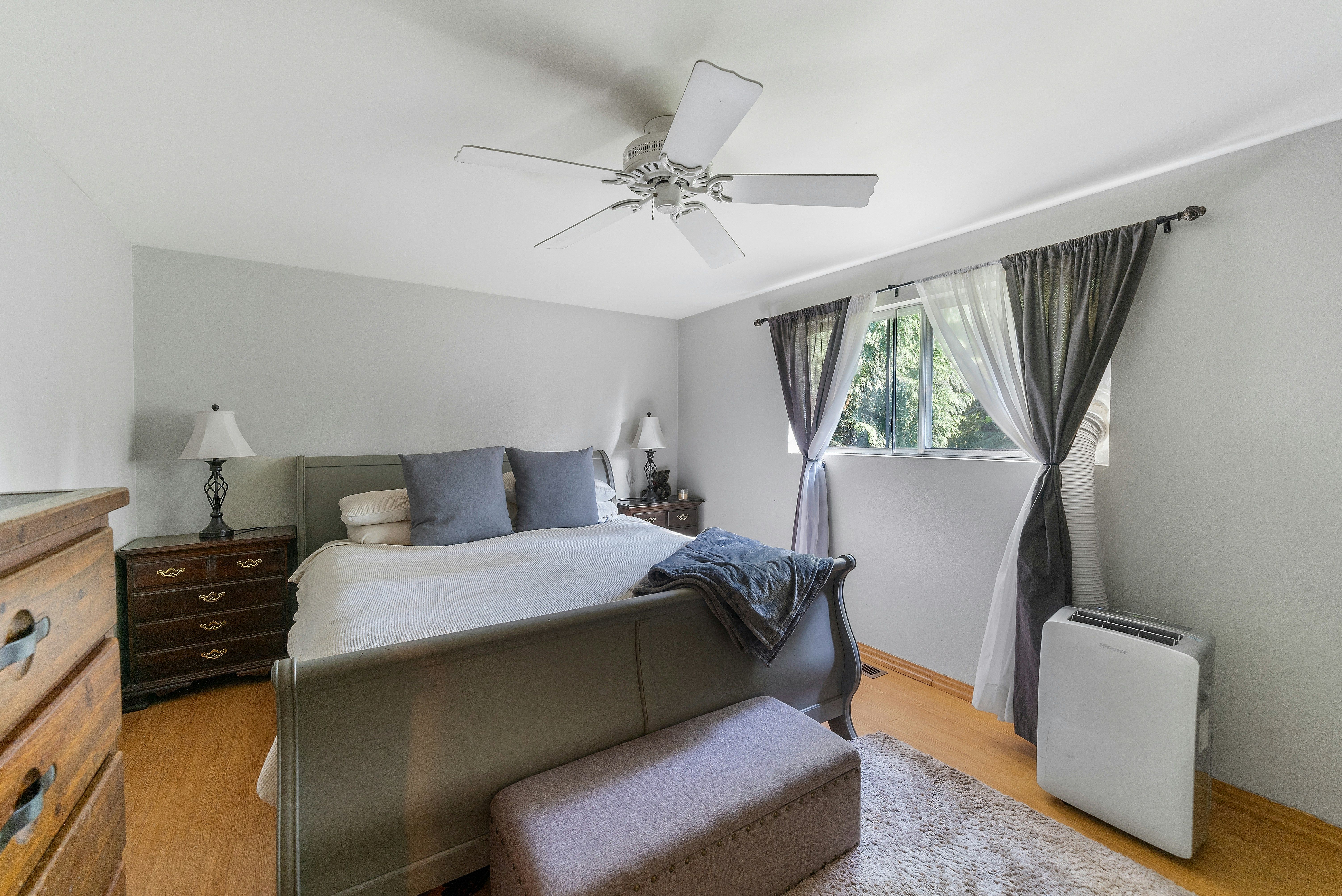 Причини, чому надувається стеля Причини, чому надувається стеля