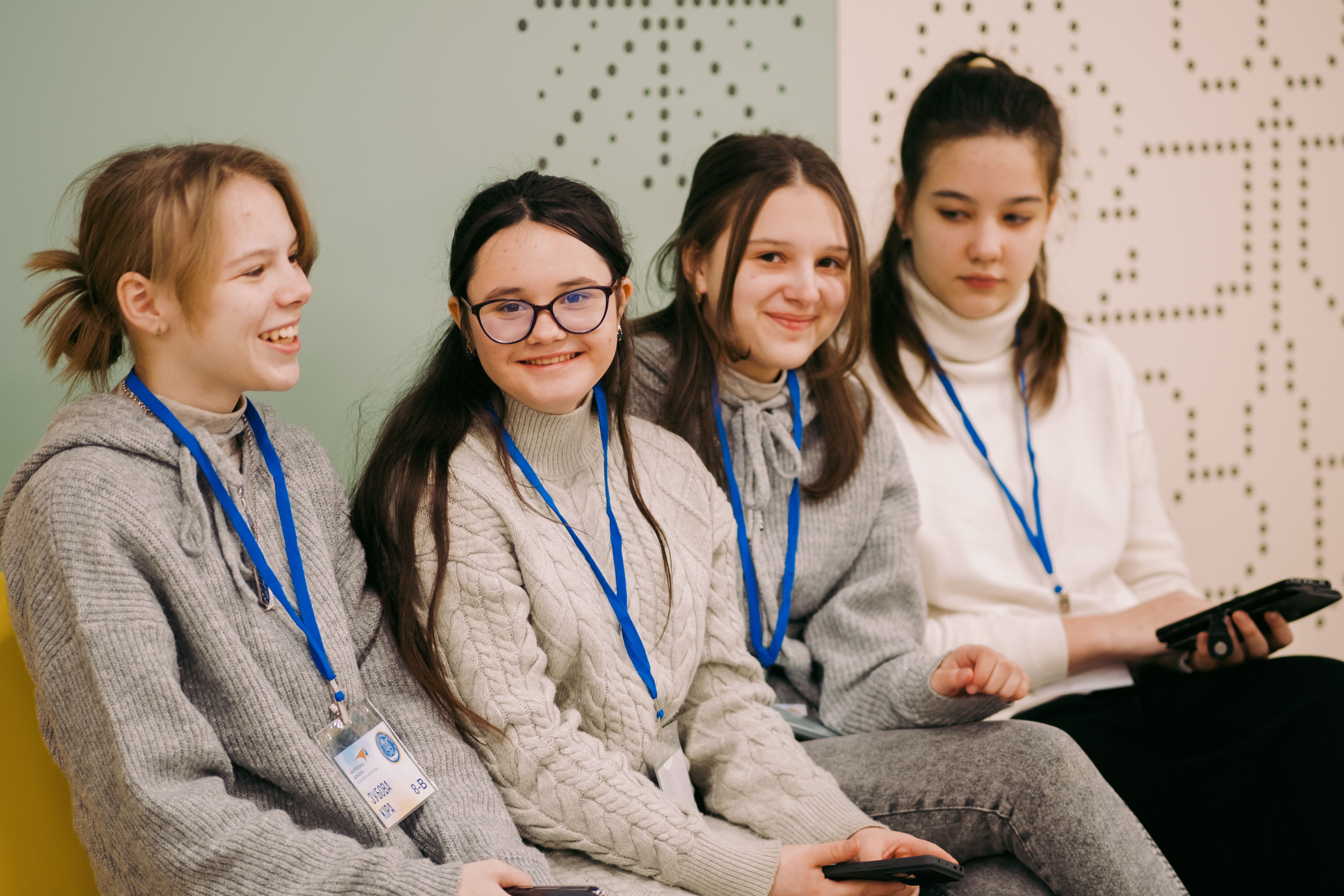 Образование украинцев за рубежом - результаты обучения детей-беженцев будут признаваться в Украине Образование украинцев за рубежом - результаты обучения детей-беженцев будут признаваться в Украине