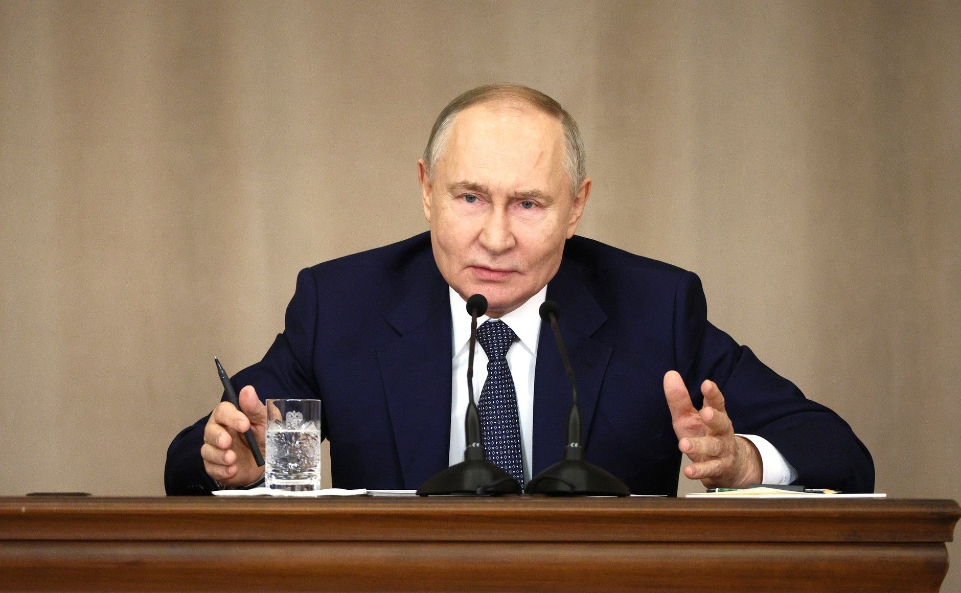 Если до 2026-го года Россия не выходит из этой войны, она теряет даже шанс на мировое лидерс - 24 Канал Если до 2026-го года Россия не выходит из этой войны, она теряет даже шанс на мировое лидерс - 24 Канал