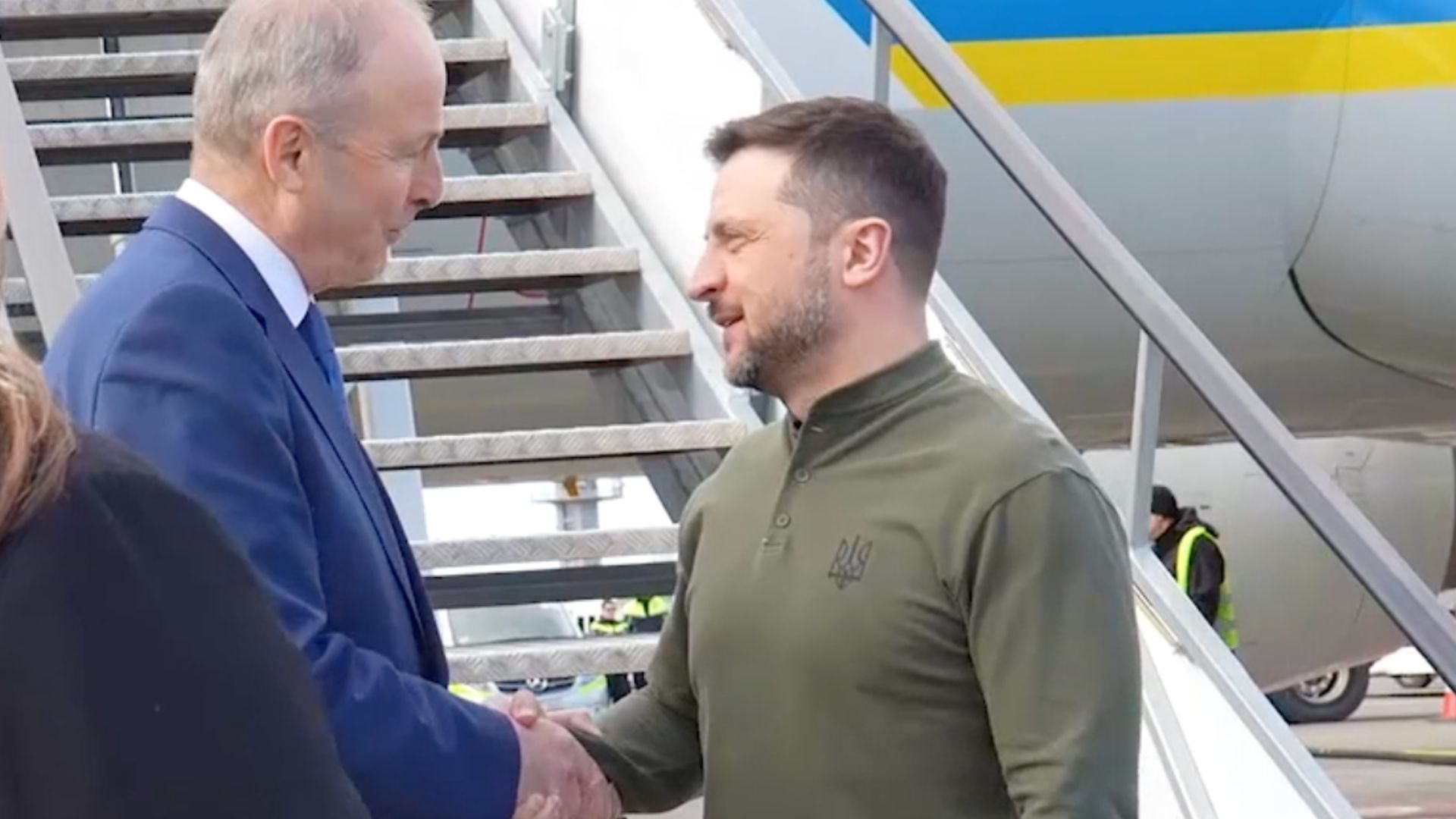 Зеленський прибув до Ірландії - 24 Канал Зеленський прибув до Ірландії - 24 Канал