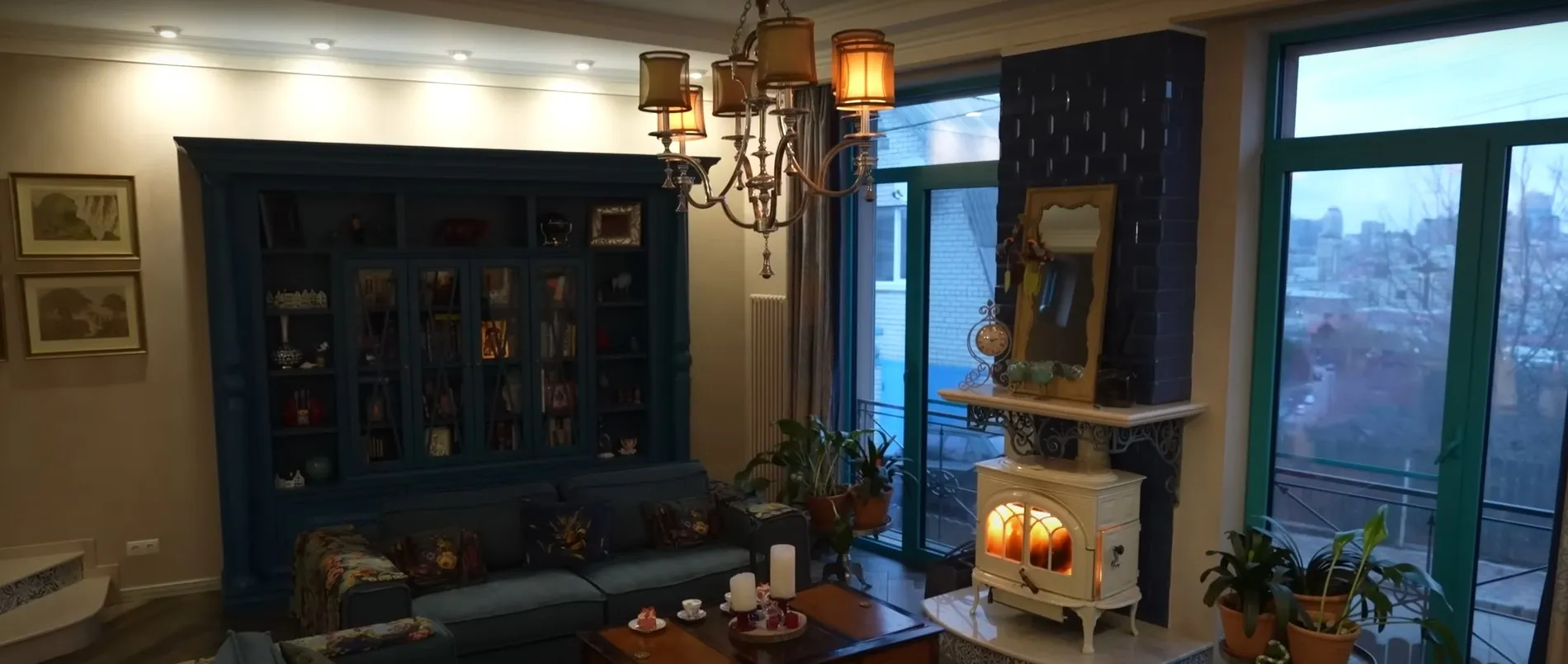 Гостиная в доме Литвиновой Гостиная в доме Литвиновой