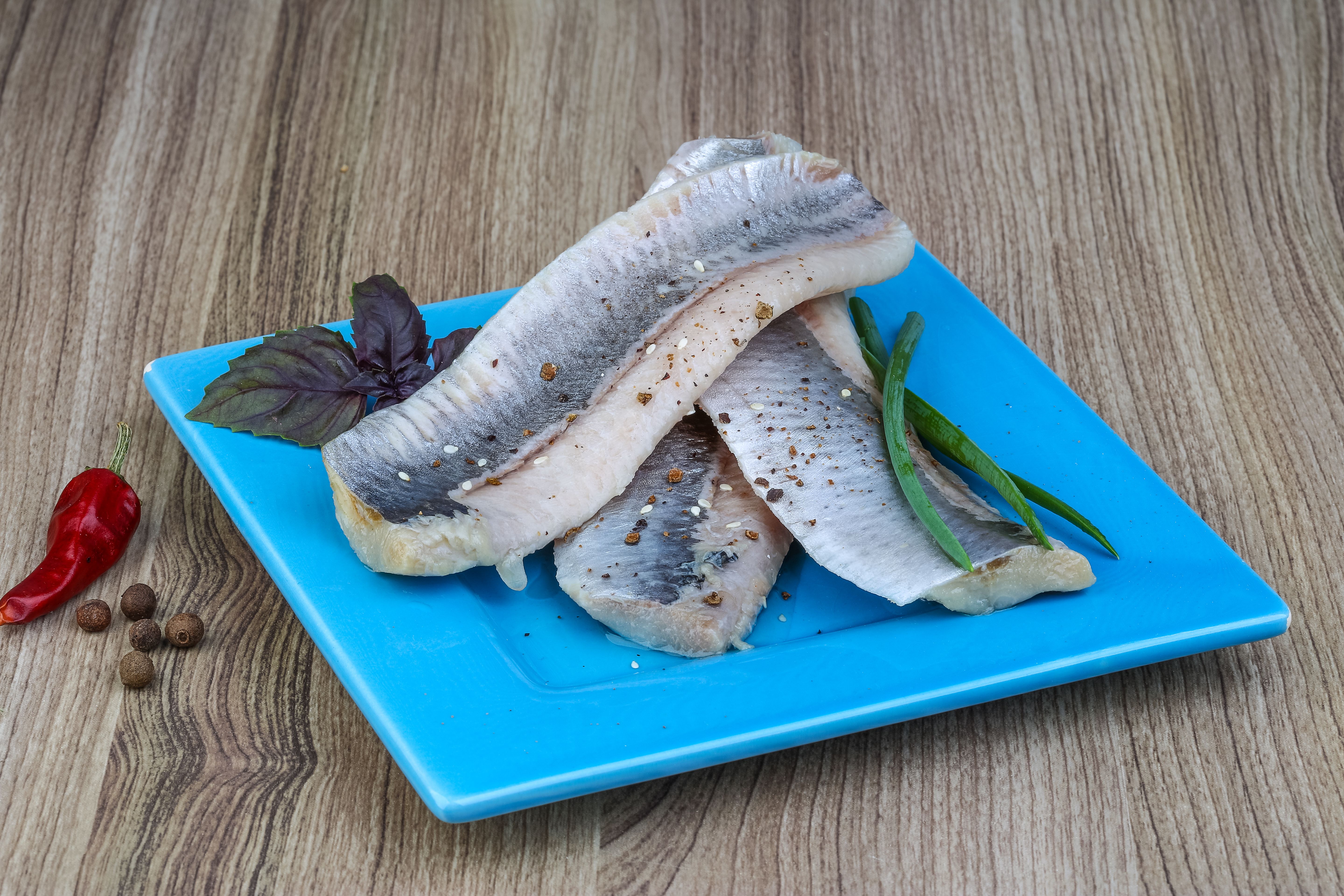 Как правильно мариновать сельдь