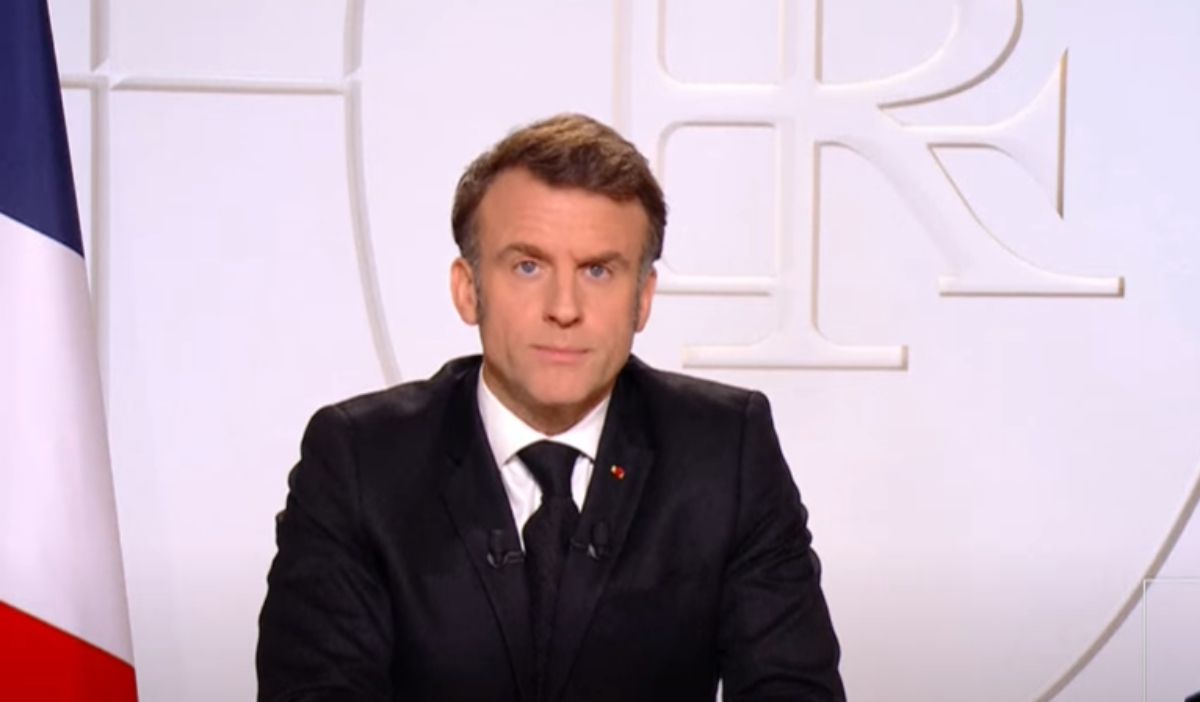 Макрон обращается к нации: говорит о поддержке Украины и угрозах со стороны России - 24 Канал Макрон обращается к нации: говорит о поддержке Украины и угрозах со стороны России - 24 Канал