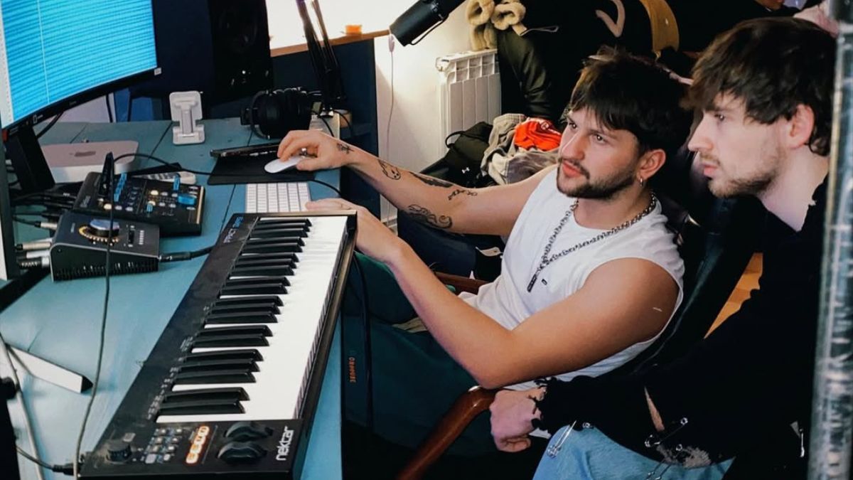 Группа Molodi приняла участие в Нацотборе 2025 - сколько они потратили на это денег - видео - Show24