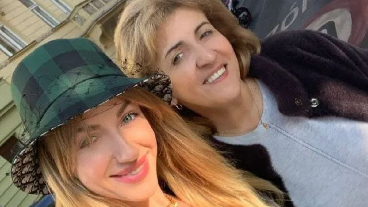 Леся Нікітюк з мамою Леся Нікітюк з мамою