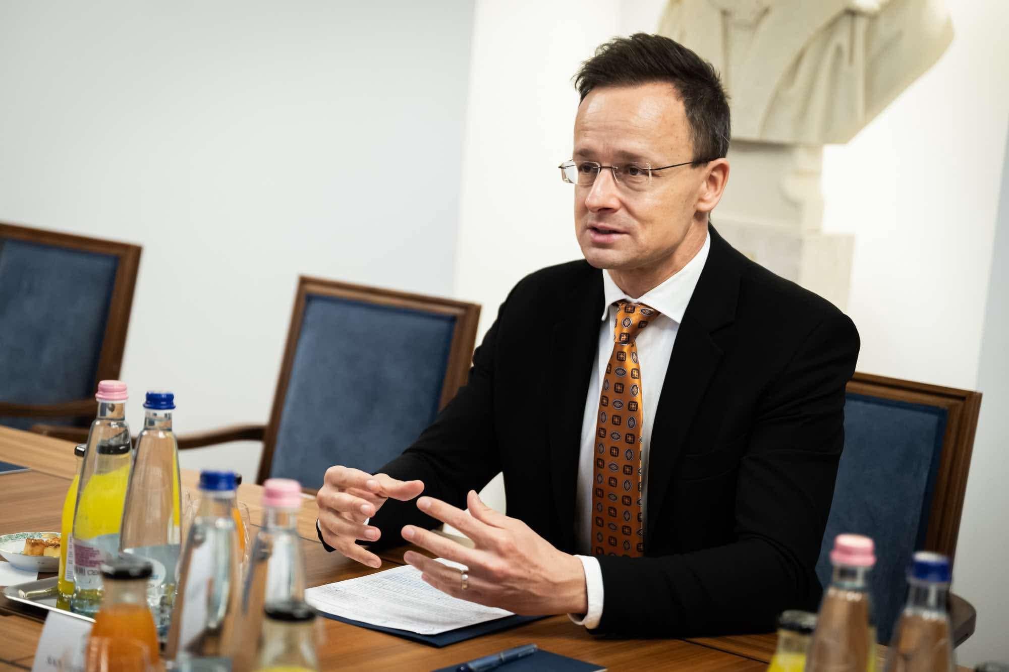 Що сказав глава МЗС Угорщини про Польщу Що сказав глава МЗС Угорщини про Польщу