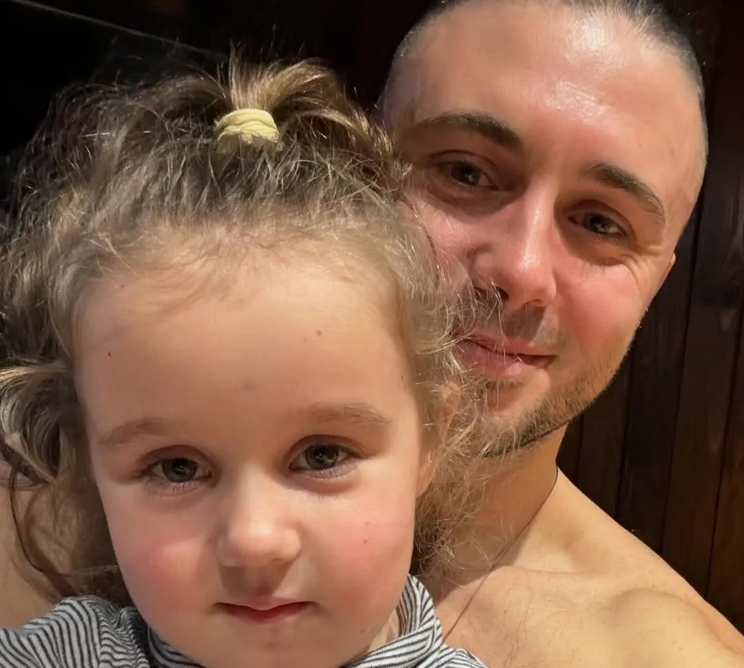 Тарас Тополя з донькою Марією Тарас Тополя з донькою Марією