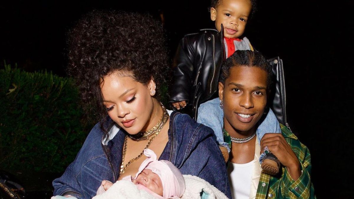 Ріанна з чоловіком та синами Ріанна з чоловіком та синами