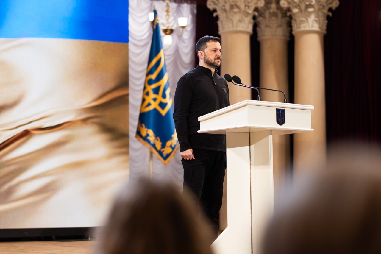 Зеленський потролив Трампа 9 березня 2025 - новини України - 24 Канал Зеленський потролив Трампа 9 березня 2025 - новини України - 24 Канал