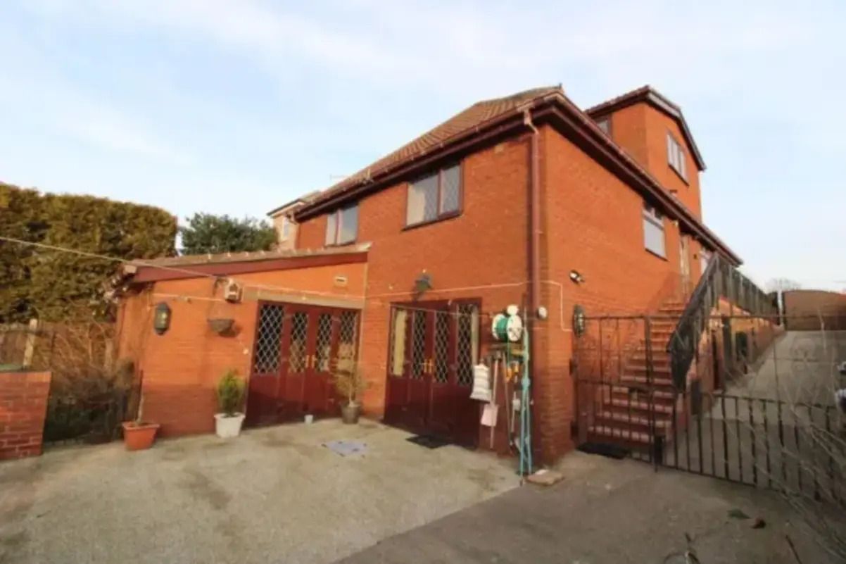 Дом с секретом - чем особенное это обычное на вид жилье в Англии - Недвижимость Дом с секретом - чем особенное это обычное на вид жилье в Англии - Недвижимость