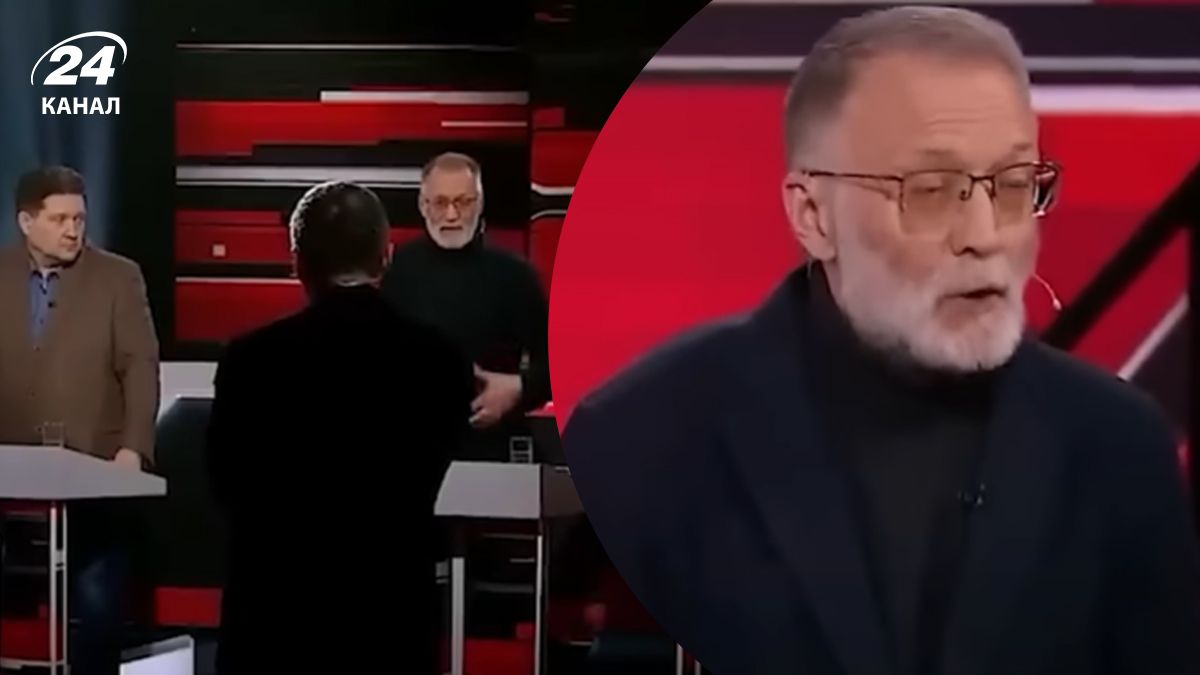 Пропагандист устроил истерику на российском телевидении Пропагандист устроил истерику на российском телевидении