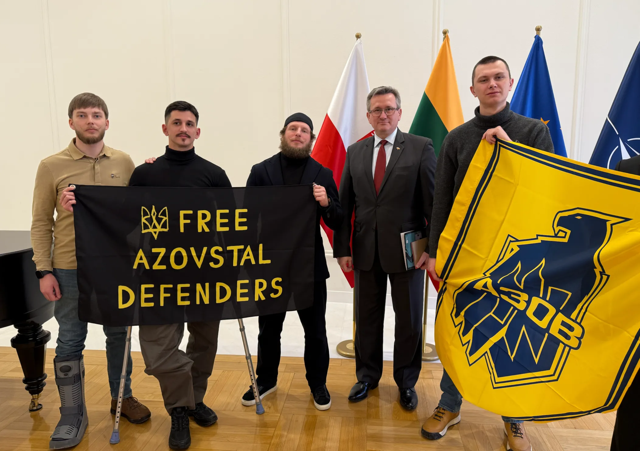 представники Азову в Литві