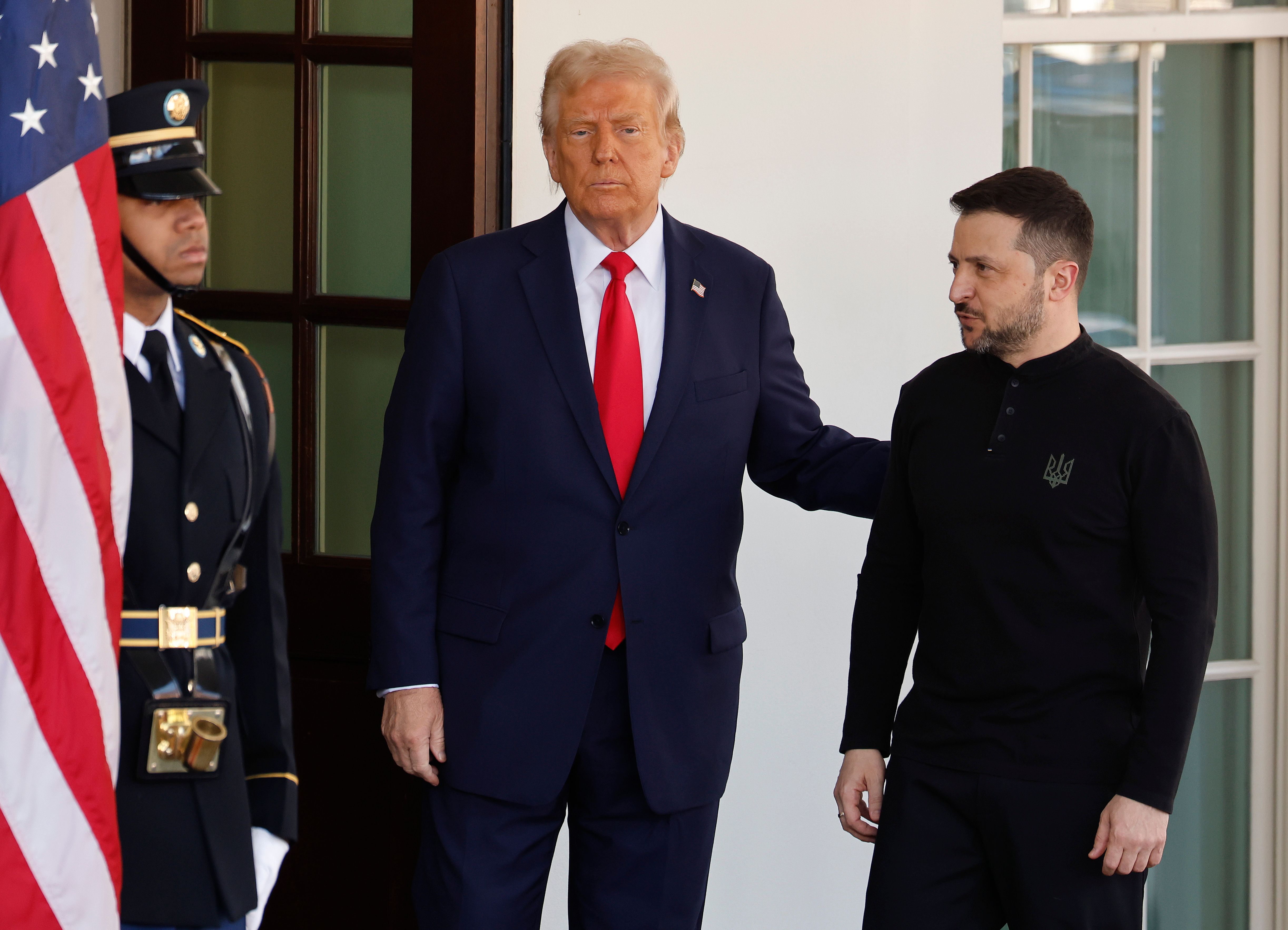 В The Times предположили, откуда Трамп мог взять данные о "4% поддержки Зеленского" - Геополитика