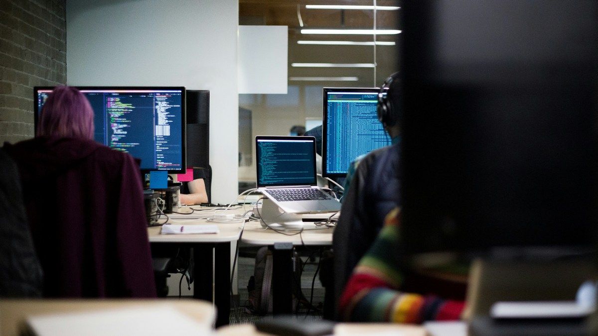 Колишній працівник влаштував кібератаку на свою компанію, котра його звільнила Колишній працівник влаштував кібератаку на свою компанію, котра його звільнила