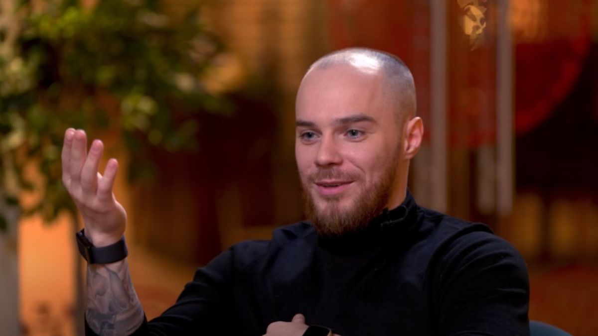 Олег Верняев