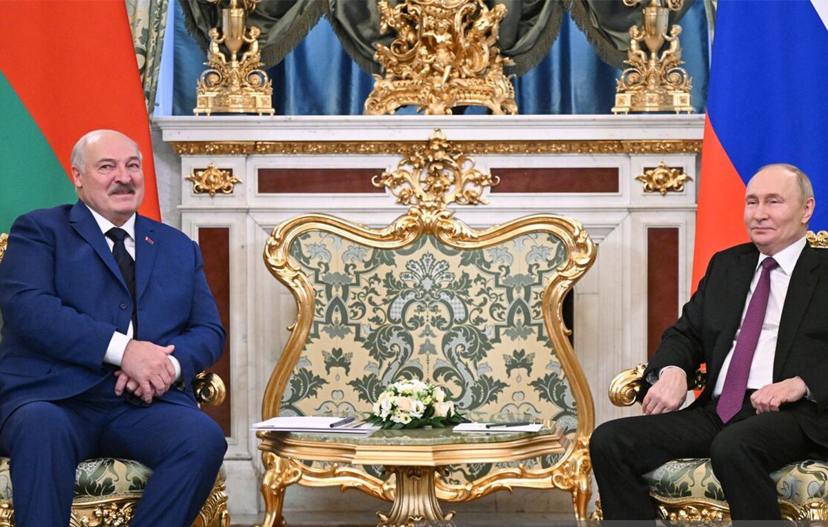 Путін заявив, що в мирних переговорах будуть враховані інтереси Білорусі Путін заявив, що в мирних переговорах будуть враховані інтереси Білорусі