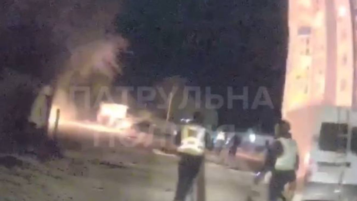 У Чернігові патрульні потрапили під повторний удар У Чернігові патрульні потрапили під повторний удар