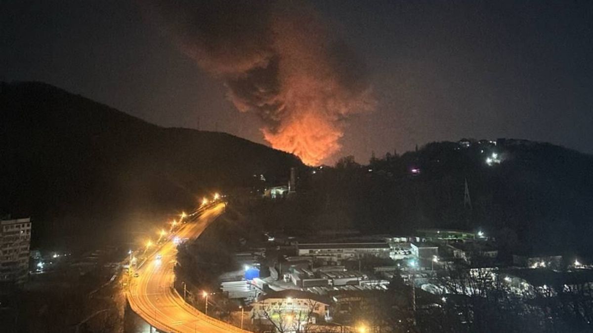 Пожар на НПЗ в Туапсе ликвидировали Пожар на НПЗ в Туапсе ликвидировали