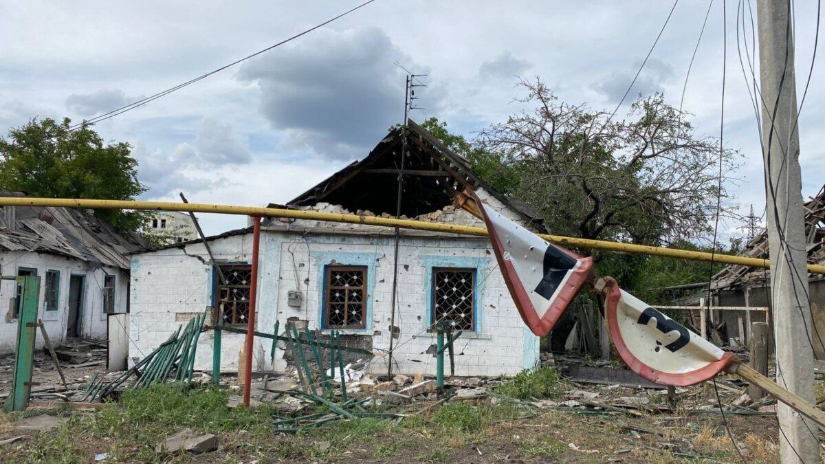 У Покровську внаслідок обстрілу були поранені 3 дітей У Покровську внаслідок обстрілу були поранені 3 дітей