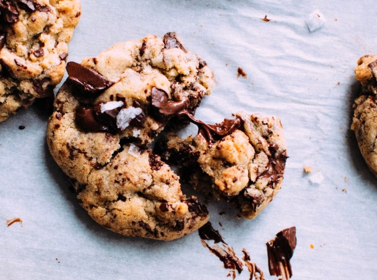 Печенье с горьким шоколадом Печенье с горьким шоколадом