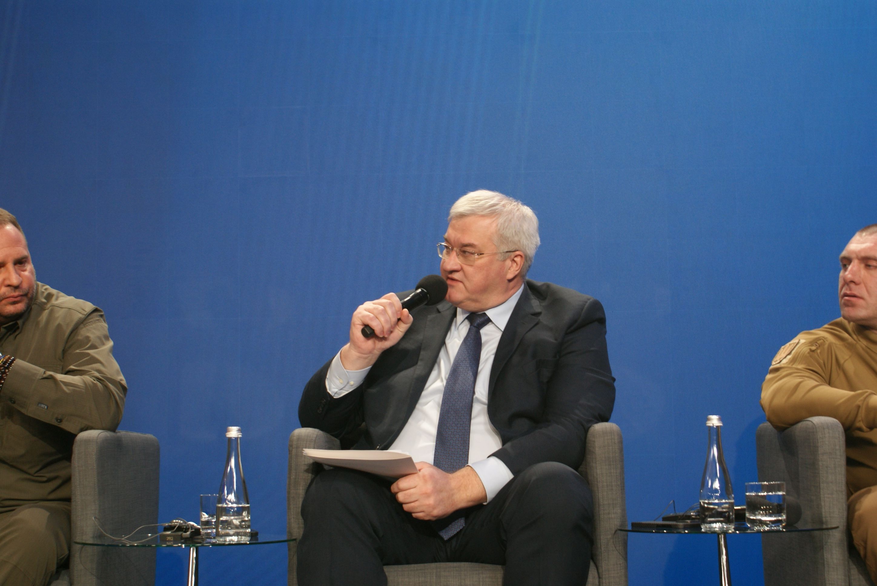 Сибига прокомментировал окончание войны Сибига прокомментировал окончание войны