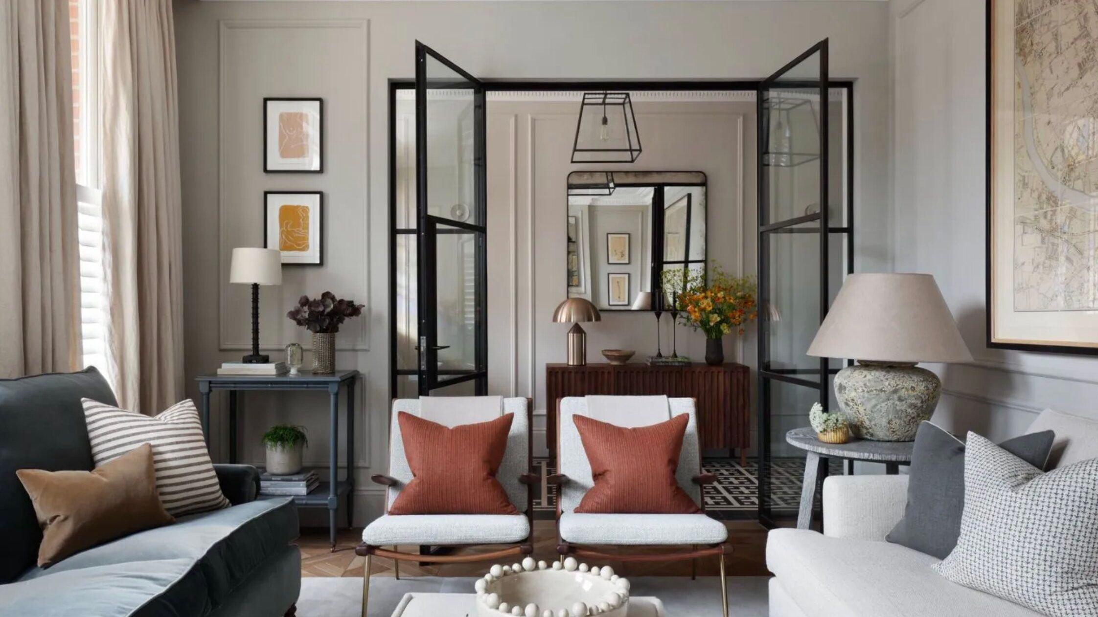 Устаревшая планировка гостиной - как правильно разместить мебель в этой комнате Устаревшая планировка гостиной - как правильно разместить мебель в этой комнате