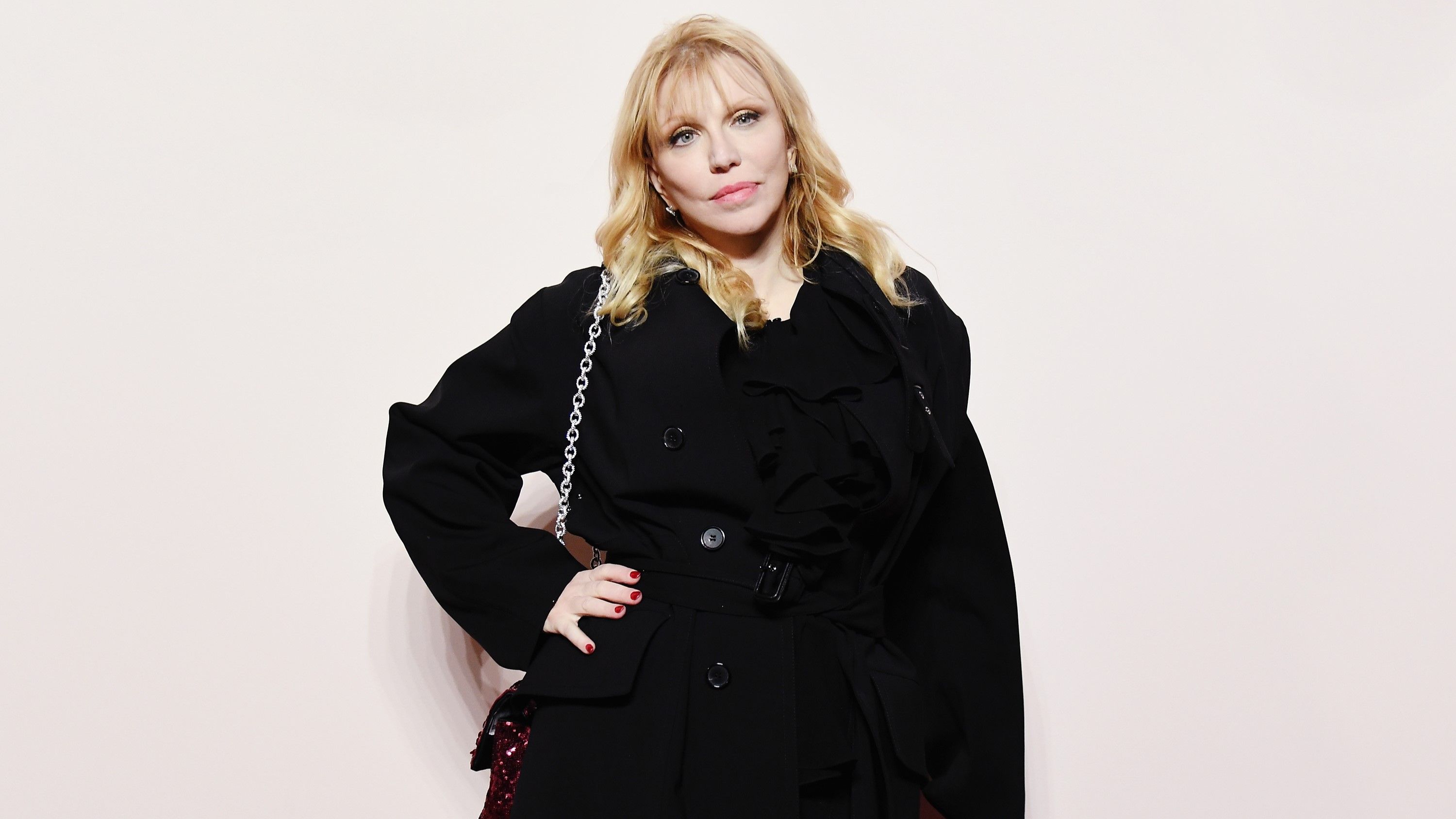 Кортні Лав Кортні Лав