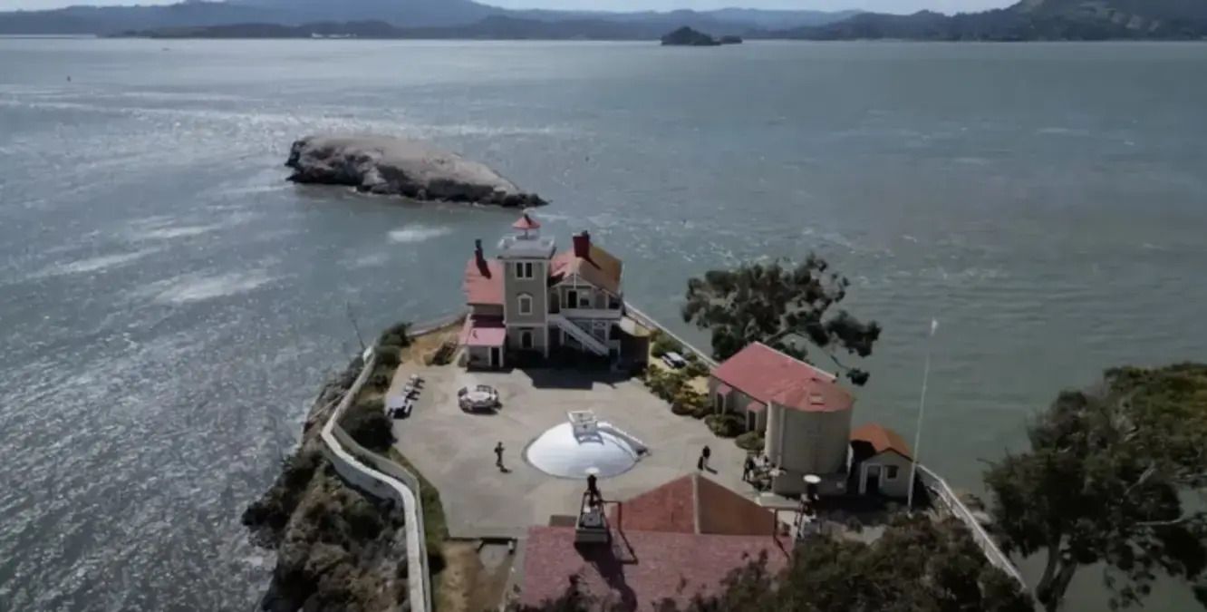 Американка переехала на безлюдный остров и жила там бесплатно год - как это возможно - Недвижимость Американка переехала на безлюдный остров и жила там бесплатно год - как это возможно - Недвижимость