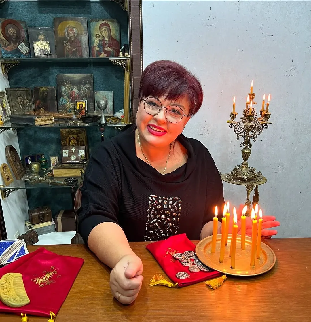 Олена Курилова Олена Курилова