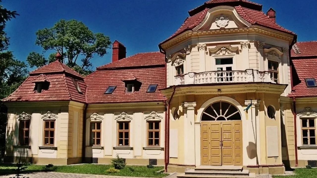 В інтернаті на Львівщині знущалися з дітей В інтернаті на Львівщині знущалися з дітей