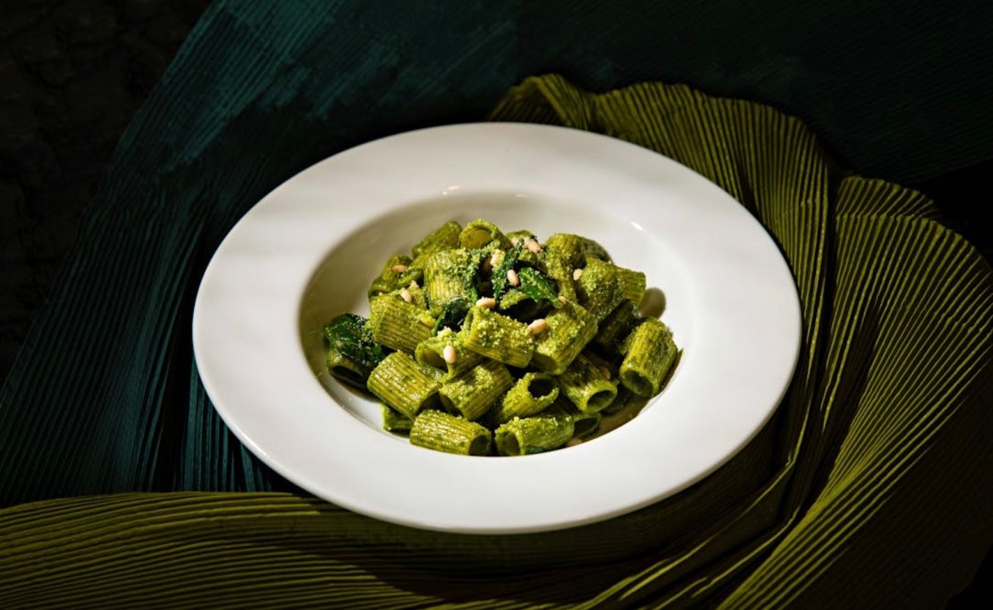 Паста с соусом "Песто" Паста с соусом "Песто"