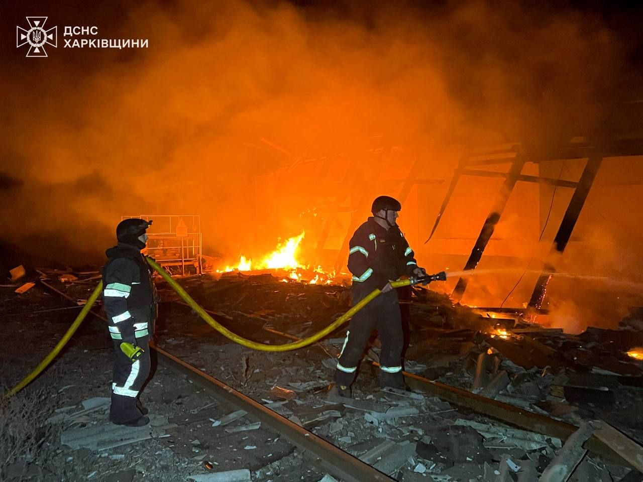 Оккупанты атаковали дронами Харьковскую область: вспыхнул масштабный пожар на предприятии - 24 Канал Оккупанты атаковали дронами Харьковскую область: вспыхнул масштабный пожар на предприятии - 24 Канал