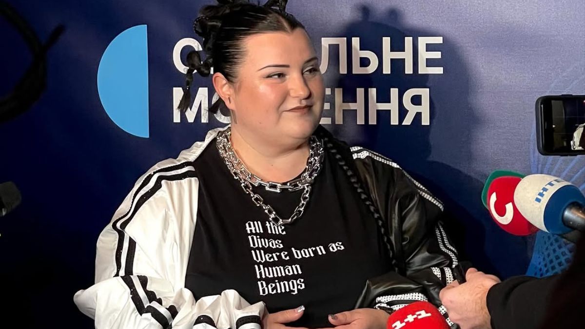 Alyona Alyona Alyona Alyona