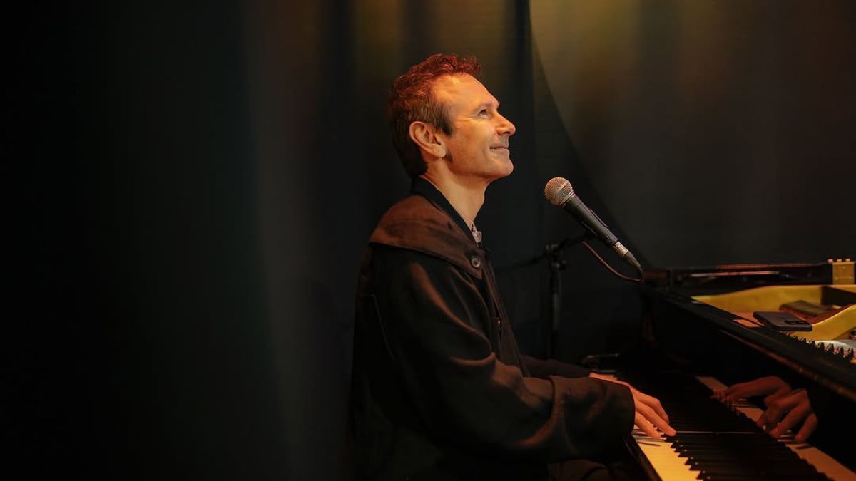 Святослав Вакарчук Святослав Вакарчук