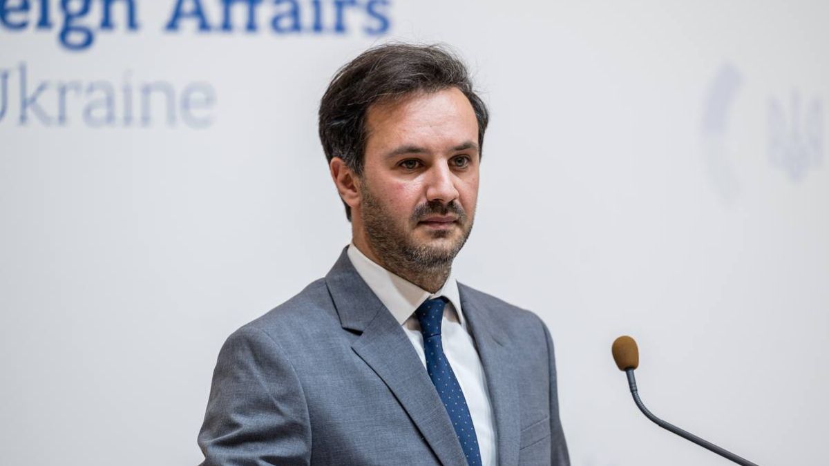 Георгий Тихий прокомментировал недавние инциденты в отношении украинцев за рубежом - 24 Канал Георгий Тихий прокомментировал недавние инциденты в отношении украинцев за рубежом - 24 Канал